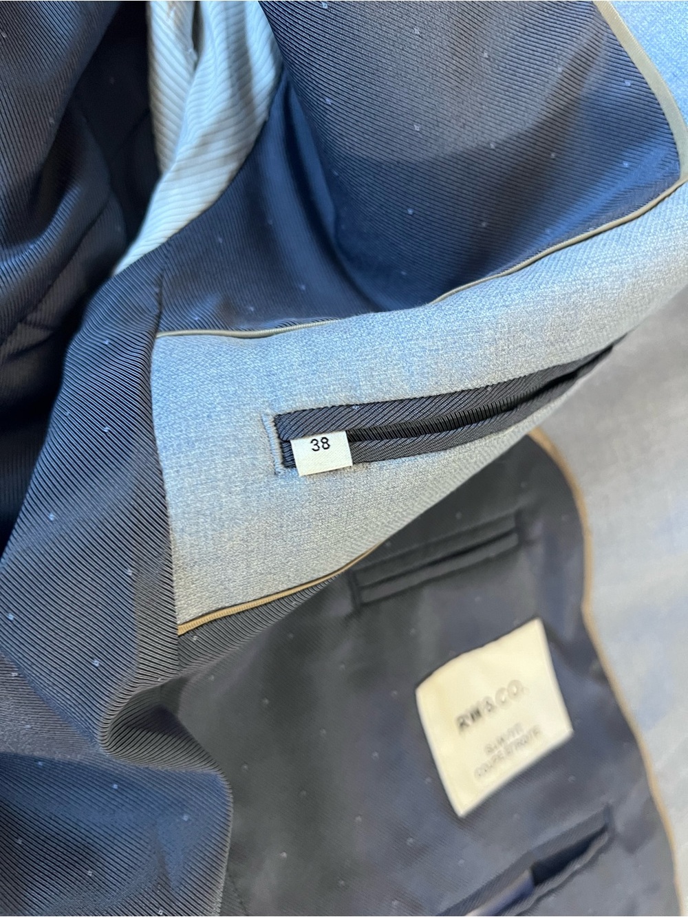 RW&CO. Light Gray/Blue Two-Piece Men's Suit - Tailored Blazer & Trousers - Picture 11 of 16
